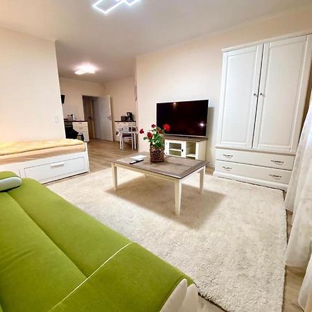 Wohnung Im Erdgeschoss بيتنهيم بيسنغين المظهر الخارجي الصورة