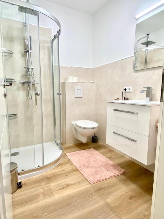 Wohnung Im Erdgeschoss بيتنهيم بيسنغين المظهر الخارجي الصورة